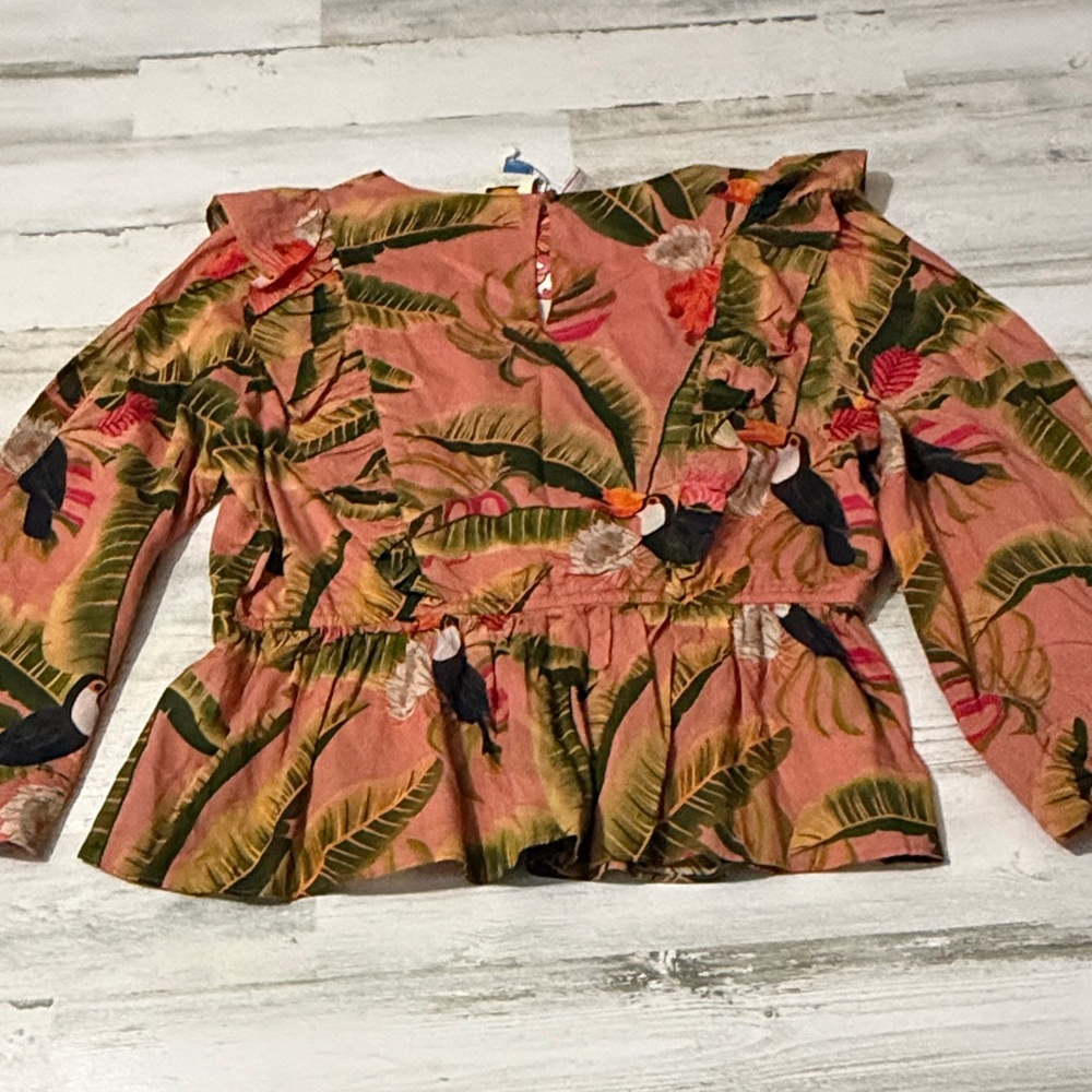 FARM Rio Yasmine Parrot Ruffle Blouse Size Large NWT - Picture 9 of 14